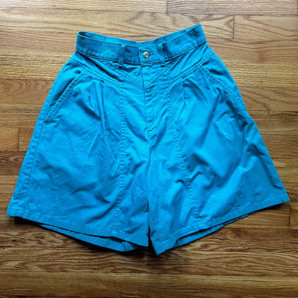 Vintage high waisted shorts | schooners ⛵️